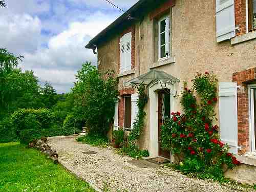 Roses at house main entrance
